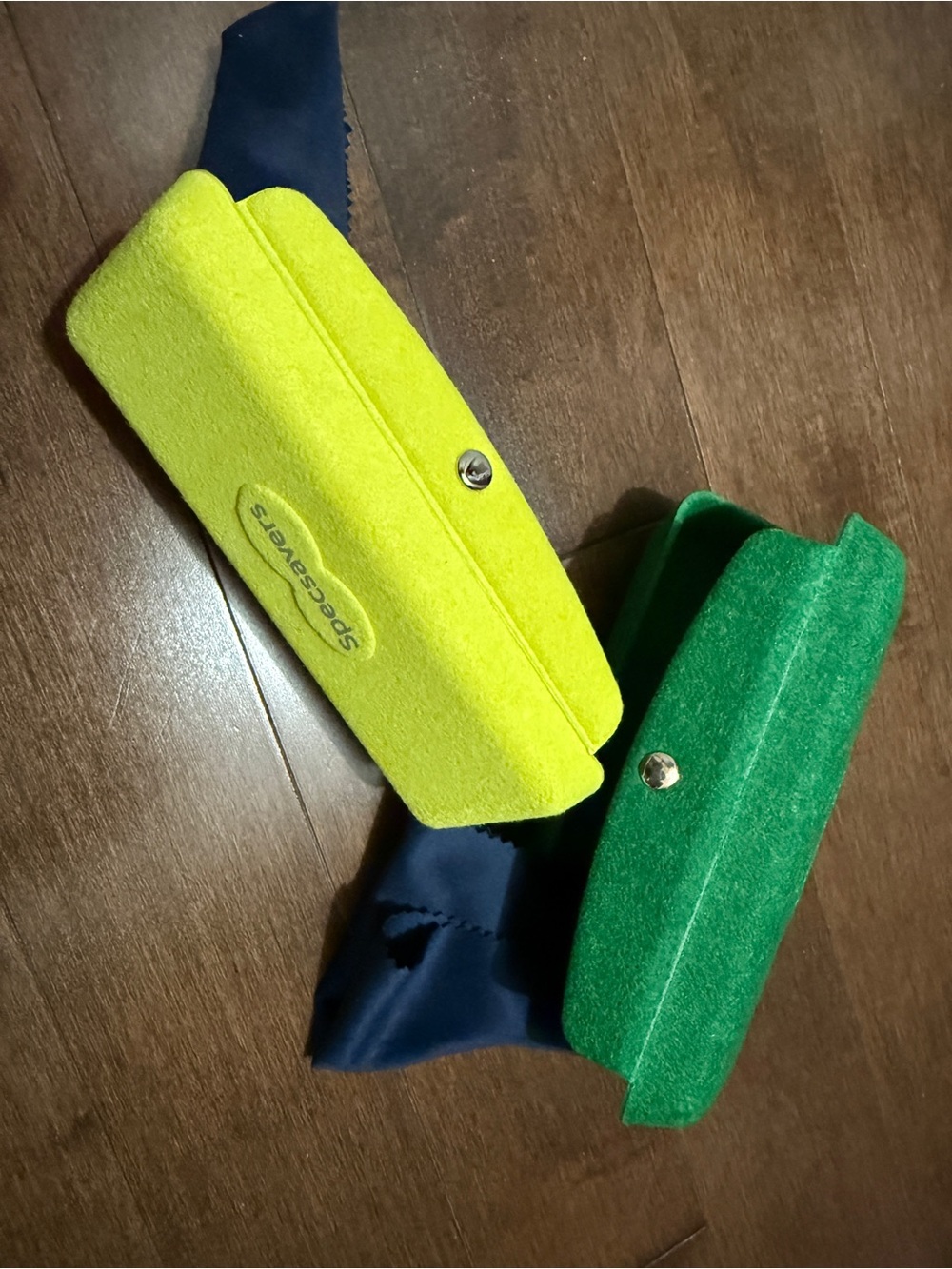 Yellow and Green Glasses Case Set brand new